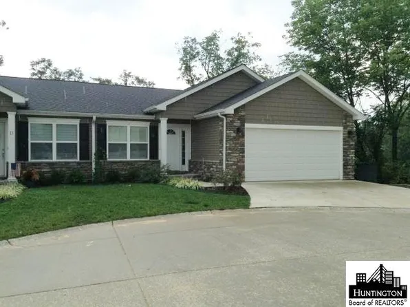 15 Westpoint Dr, Huntington, WV 25705