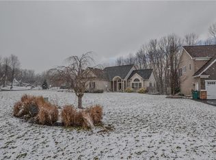 46 Talamora Trl, Brockport, NY 14420