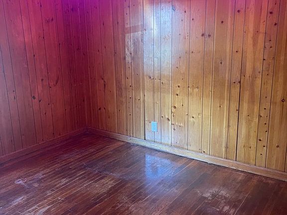 5th image of 3922 Alma Ave