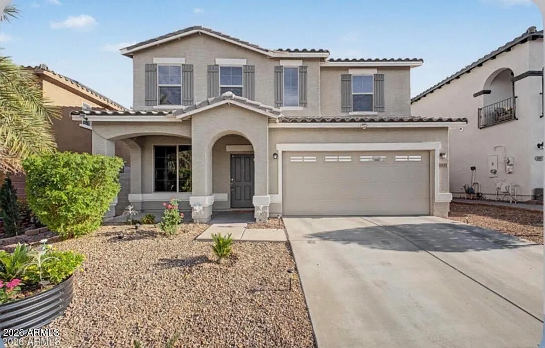 3 bed, 2.5 bath, 1860 sqft, $2,350 — Photo 1