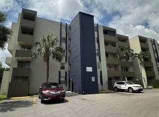 10090 NW 80th Ct APT 1350, Hialeah Gardens, FL 33016