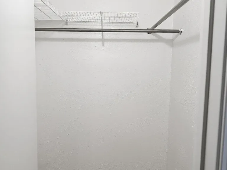 227 Burlington Dr — Photo 16
