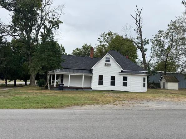 300 SW Atlantic St, Tullahoma, TN 37388