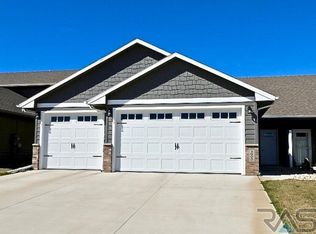 3900 E Brewster St E, Sioux Falls, SD 57108