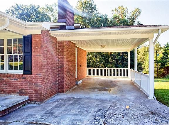 4th image of 112 Fieldstone Farm Dr