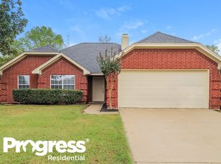 404 Meadow Ln, Aubrey, TX 76227