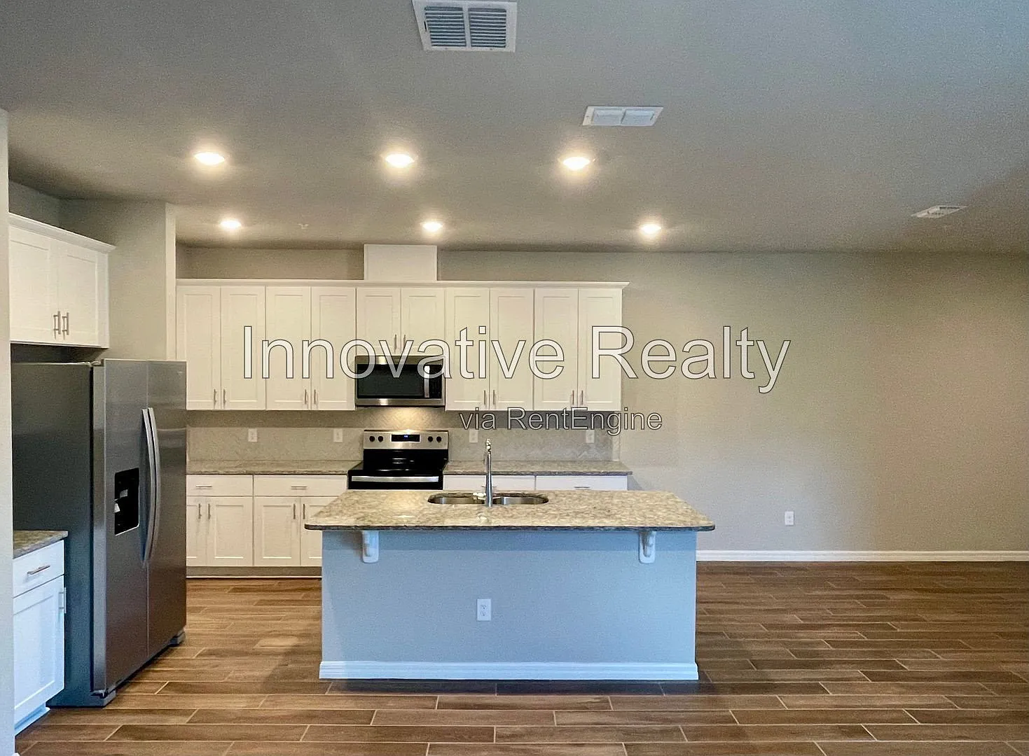 4 bed, 2.5 bath, 1944 sqft, $2,800 — Photo 4
