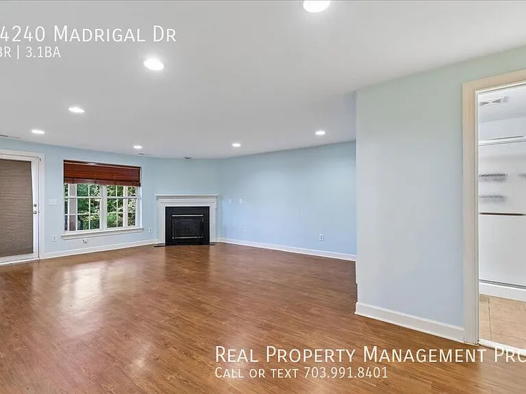 14240 Madrigal Dr — Photo 23