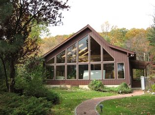 257 Bearfort Rd, West Milford, NJ 07480