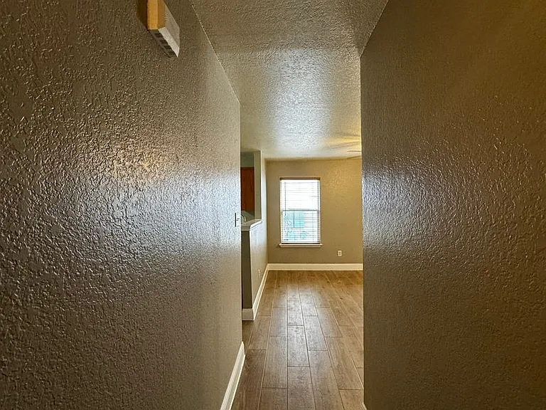 9016 Dublin Grn — Photo 19
