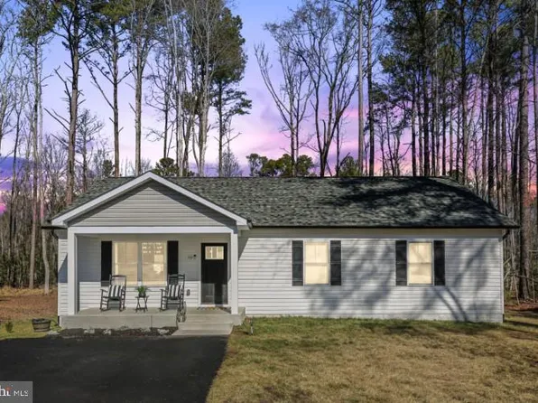 159 Woodbine Dr, Colonial Beach, VA 22443