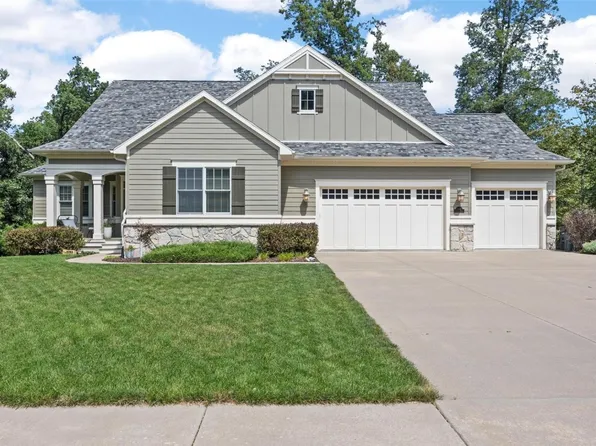 4902 Keystone Rdg SE, Cedar Rapids, IA 52403