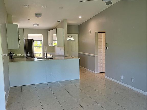 5th image of 5243 Copper Leaf Cir