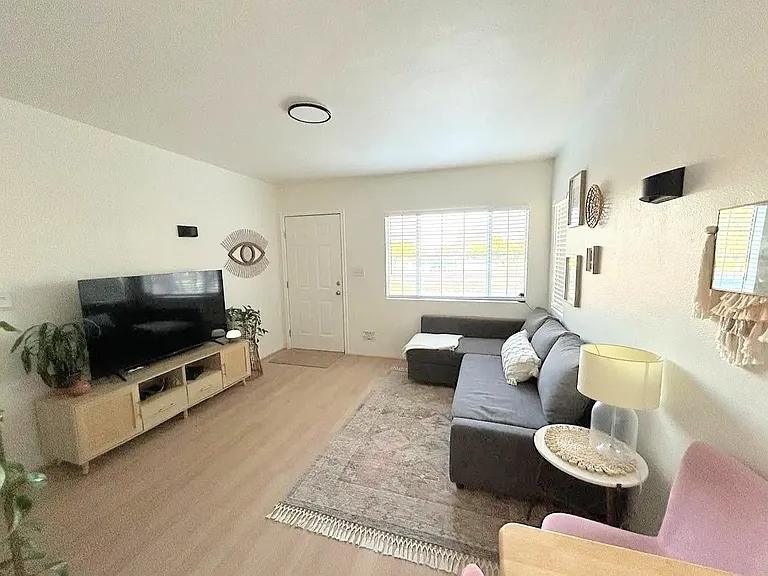 2415 Arizona Ave #2419 — Photo 11