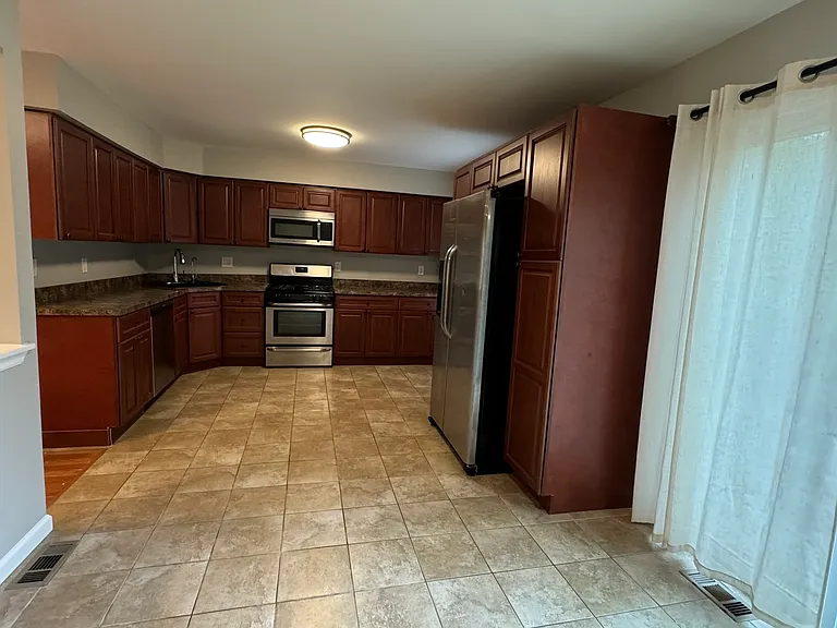 46 Renee Ct — Photo 14
