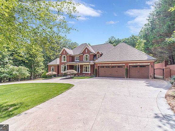 3rd image of 2431 Rabbit Farm Cir