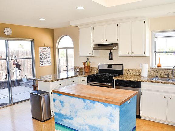 4th image of 8605 Matterhorn Dr