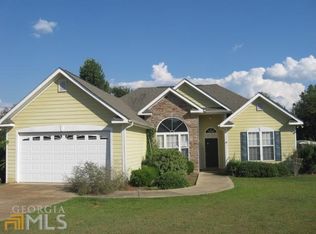 208 Lee Road 2152, Valley, AL 36854