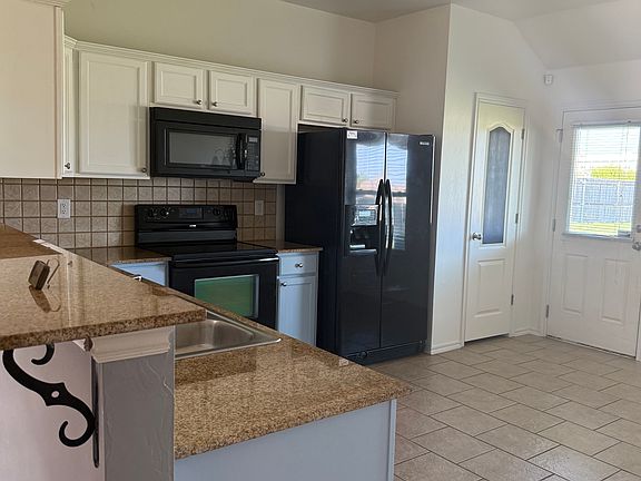 2nd image of 7908 Erryn Ln