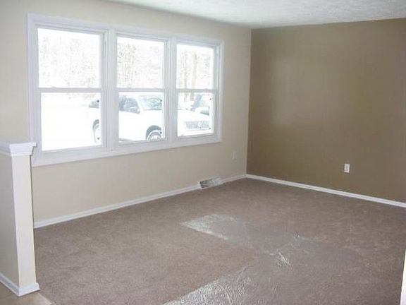 5th image of 603 Colby St
