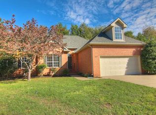 527 Forrest Pointe Dr, Murfreesboro, TN 37130
