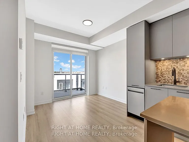10 Lagerfeld Dr #401 — Photo 21