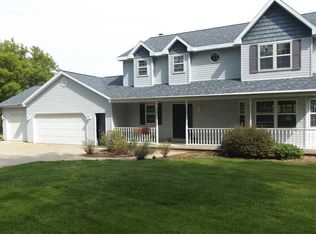 N3242 State Highway 76, Hortonville, WI 54944