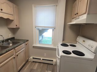 225 Pleasant St, Hanover, PA 17331