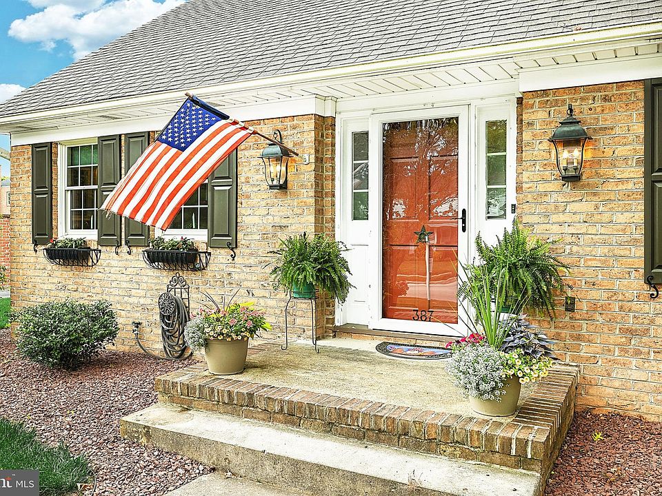 387 Dart Dr, Hanover, PA 17331 Zillow