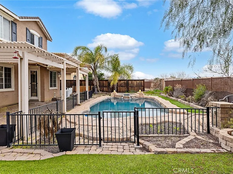 53051 Imperial St — Photo 43
