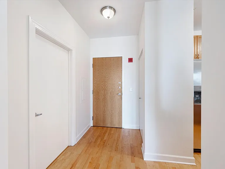 451 W Huron St #703 — Photo 19