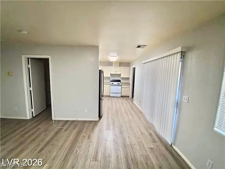 1080 Red Butte St #B1 — Photo 3