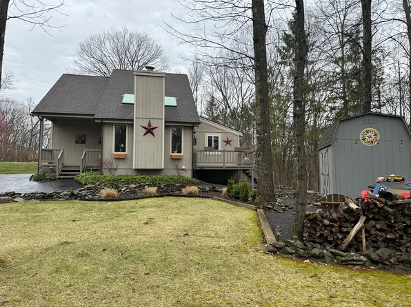 126 Sunrise Loop, Henryville, PA 18332