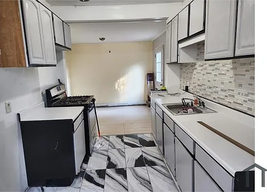 3607 Parkside Dr #1 — Photo 6