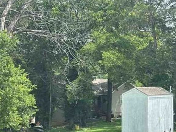 4th image of 187 Jessi Rd