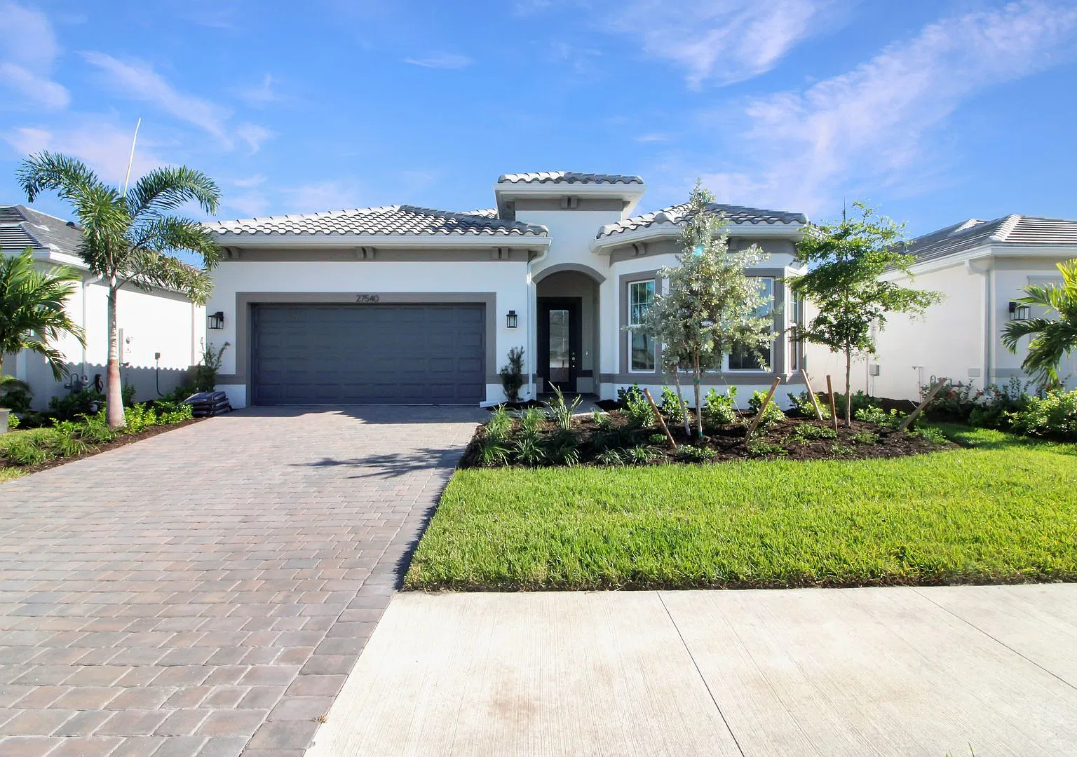 Beachwalk Annual Home for Rent — Photo 1
