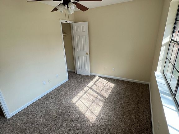 5th image of 1097 Live Oak Dr
