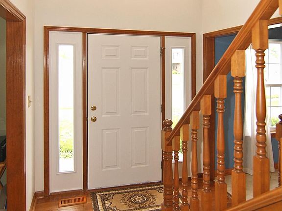 3rd image of 2135 Cinnamon Ct