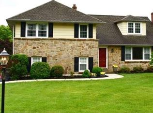 8 Cantera Rd, Wilmington, DE 19803