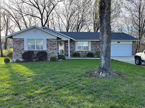 2nd image of 1311 Shagbark Ct