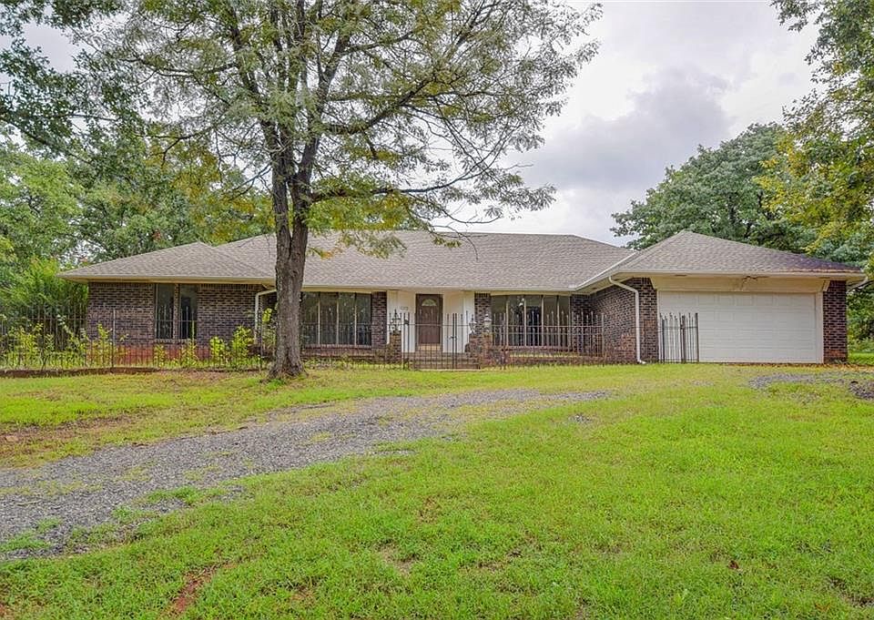 1st image of 10232 Woodview Dr