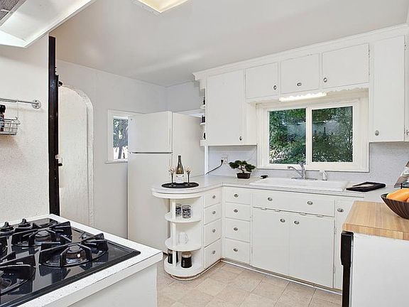 Kitchen NW view