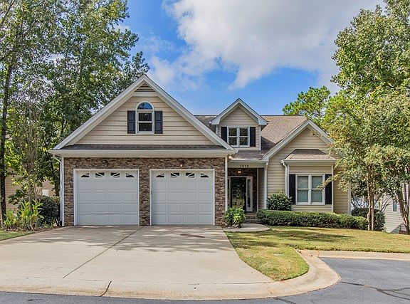 3rd image of 1010 Huntington Pl