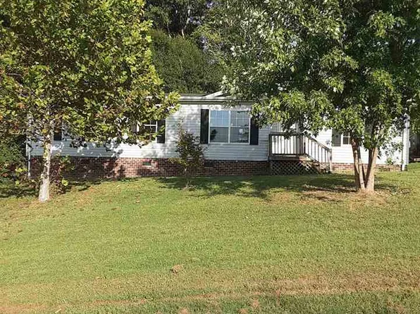 136 Rollins St, Forest City, NC 28043
