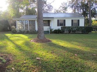 1416 4th Ave NE, Moultrie, GA 31768