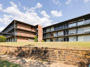 2990 Rhodes Cir S APT 215, Birmingham, AL 35205