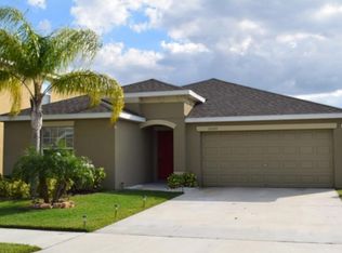 10529 Standing Stone Dr, Wimauma, FL 33598