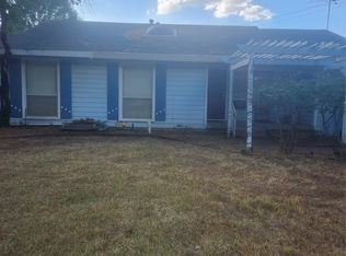 822 Woodrow St, Arlington, TX 76012