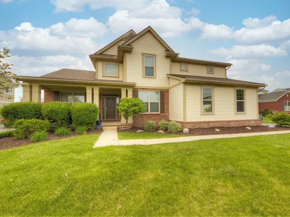 26261 Creekside Dr, New Hudson, MI 48165