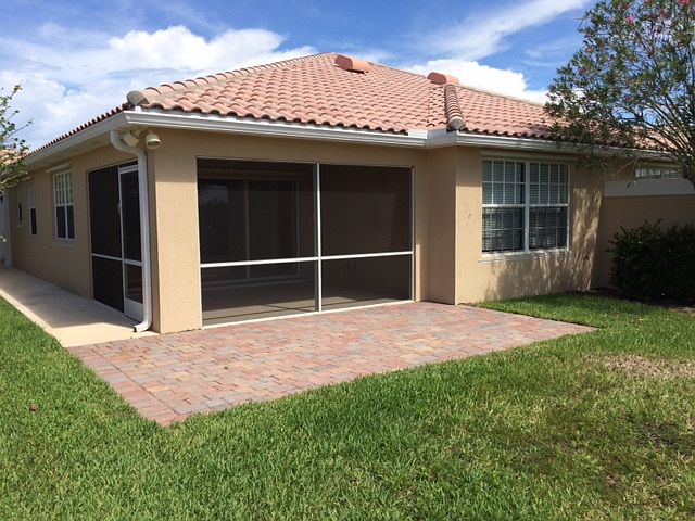 Rear Screened in Lanai 